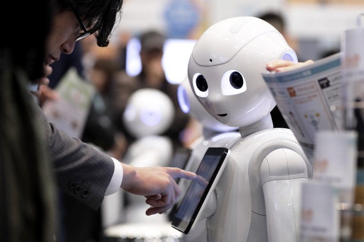 Key Speakers and Presentations at SoftBank Robot World 2017